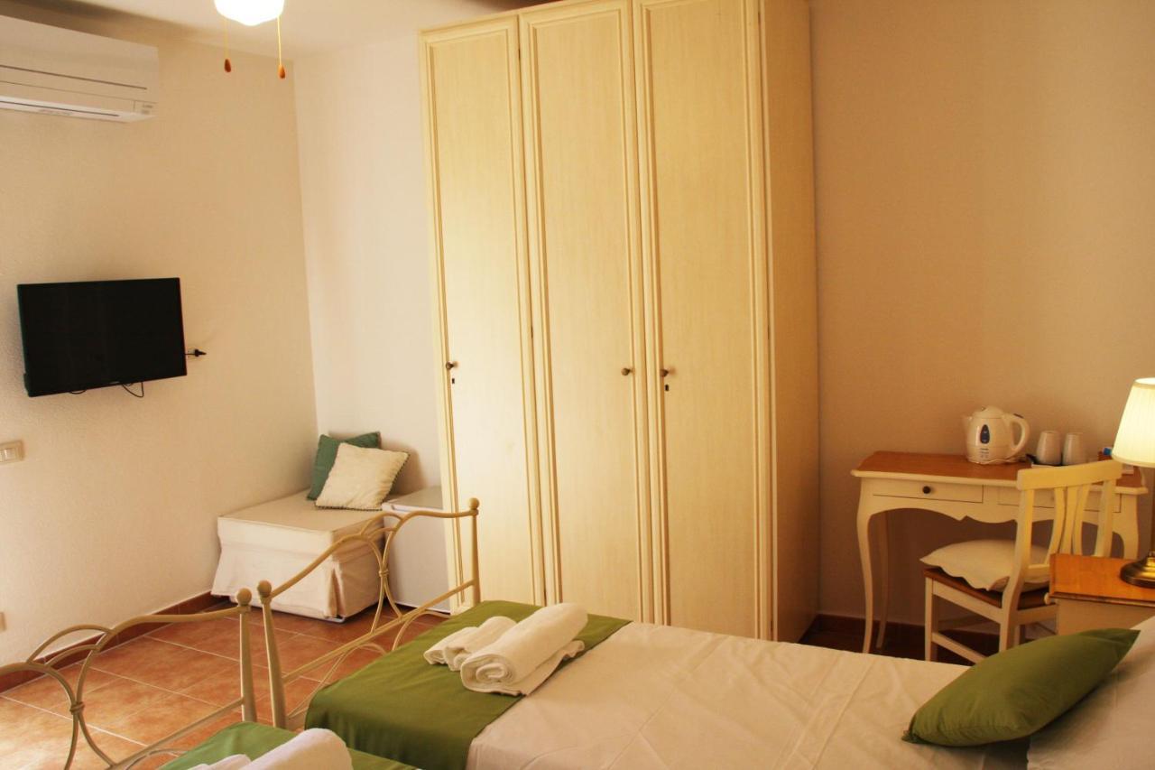 L'Alloggio-Not Just Rooms 奧爾比亞 外观 照片